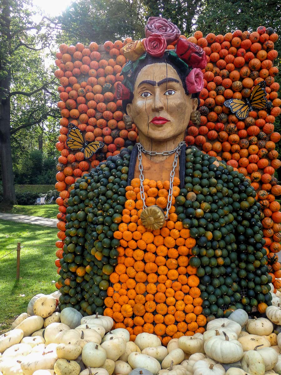 Pit Ruge: Frida Kahlo Pit Ruge: Frida Kahlo