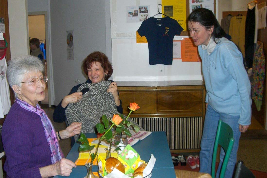 Frauenkleiderbasar 2006 Frauenkleiderbasar